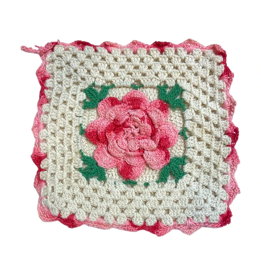 40's Vintage 3D Crochet Rose Potholders Set Cottagecore Grannycore Hot Pads